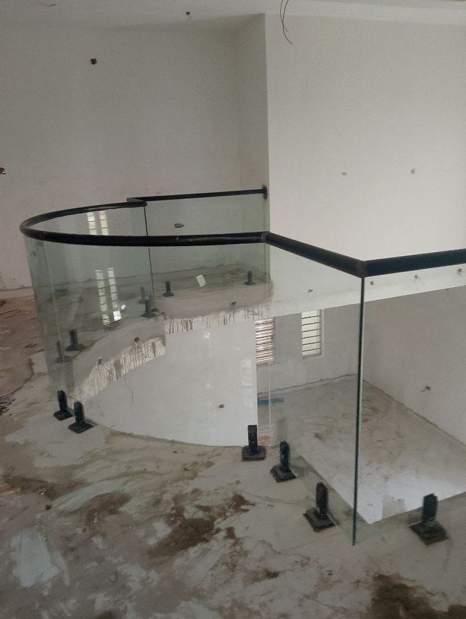 Curved Tampered Glass Rails at Avu Released Land Estate Port Harcourt Road Owerri.